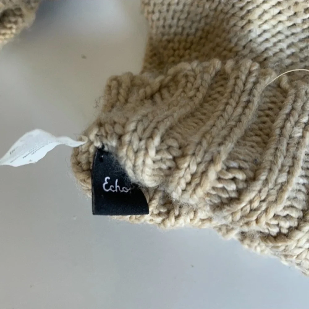 Echo gloves